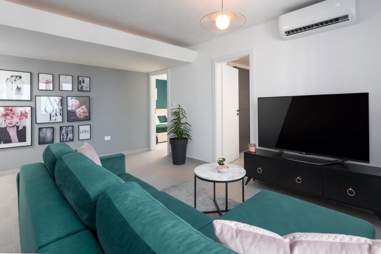 Ampelea Apartment Ровинь Экстерьер фото