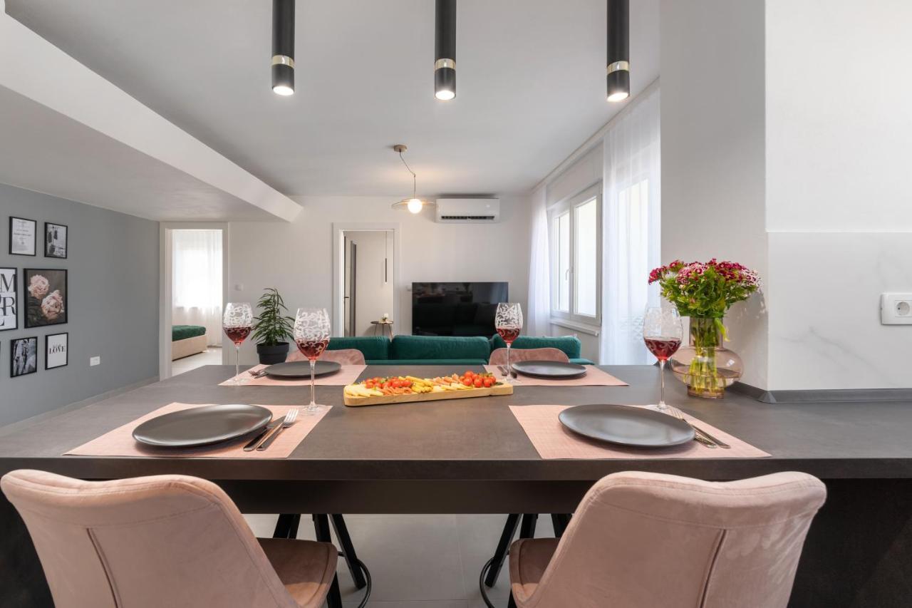Ampelea Apartment Ровинь Экстерьер фото